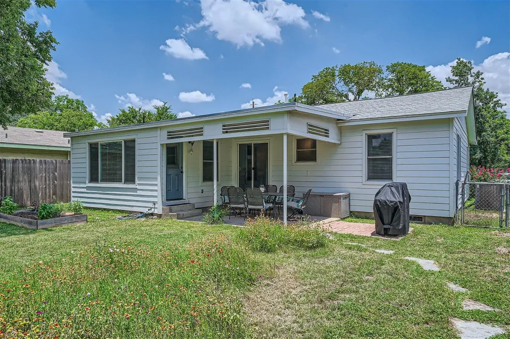 1215 Payne Avenue Austin TX 78757