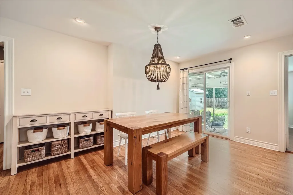 1215 Payne Avenue Austin TX 78757