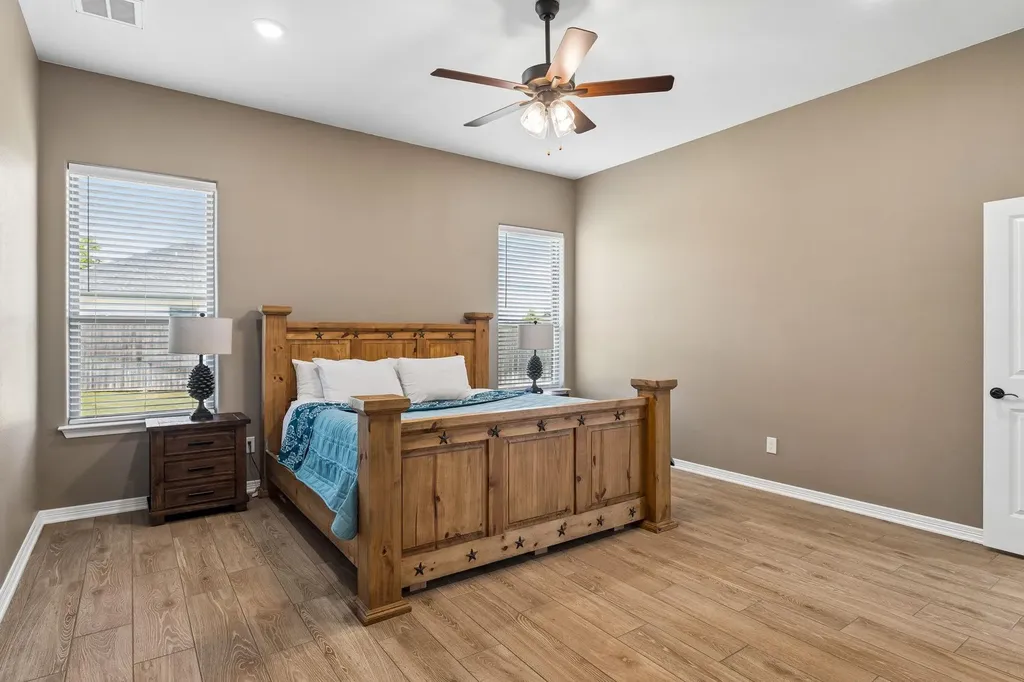 812 Eagle Claw Cove Salado TX 76571