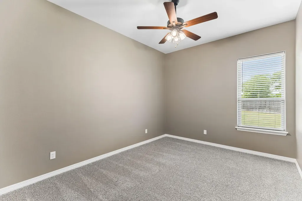 812 Eagle Claw Cove Salado TX 76571