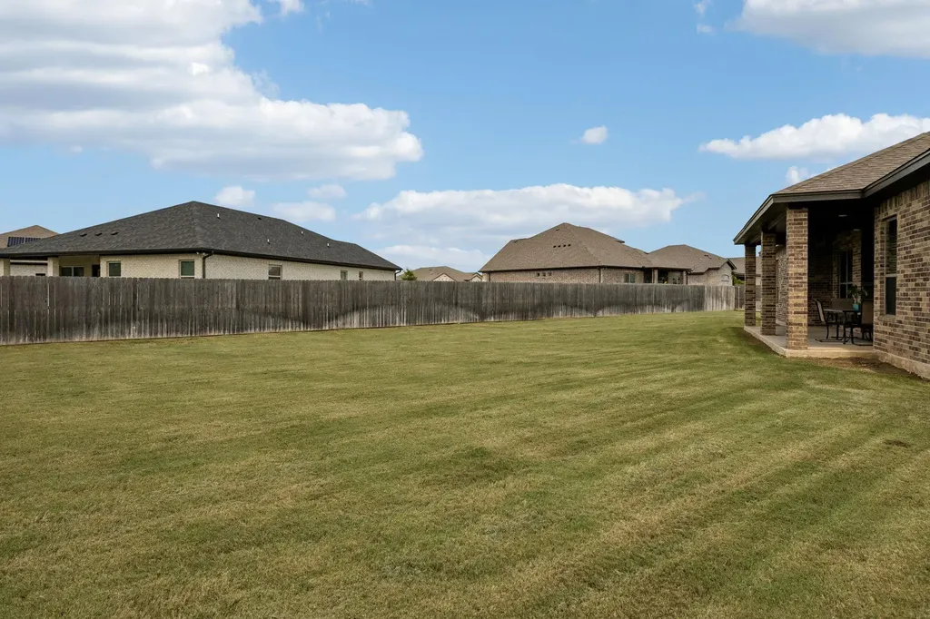 812 Eagle Claw Cove Salado TX 76571
