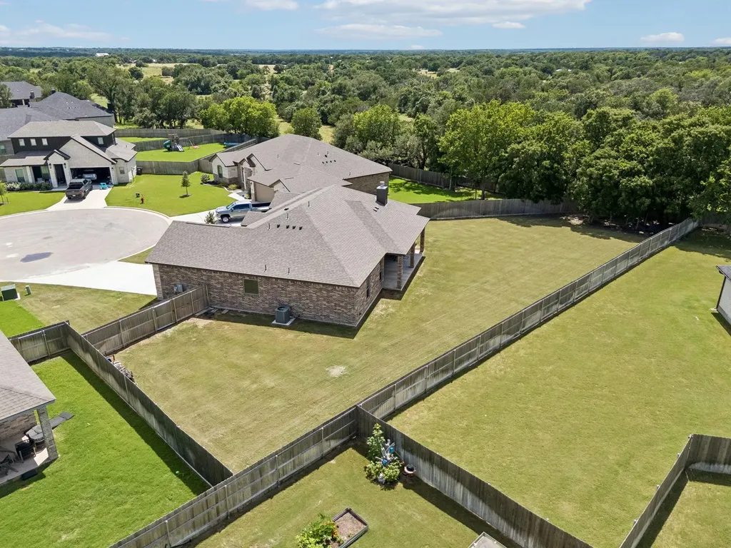 812 Eagle Claw Cove Salado TX 76571