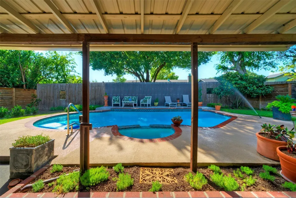 10606 Barnhill Drive Austin TX 78758