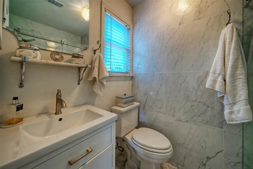 10606 Barnhill Drive Austin TX 78758