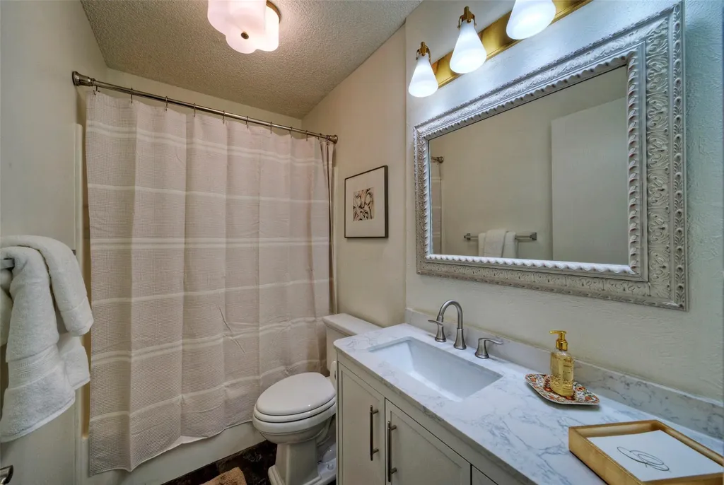 10606 Barnhill Drive Austin TX 78758