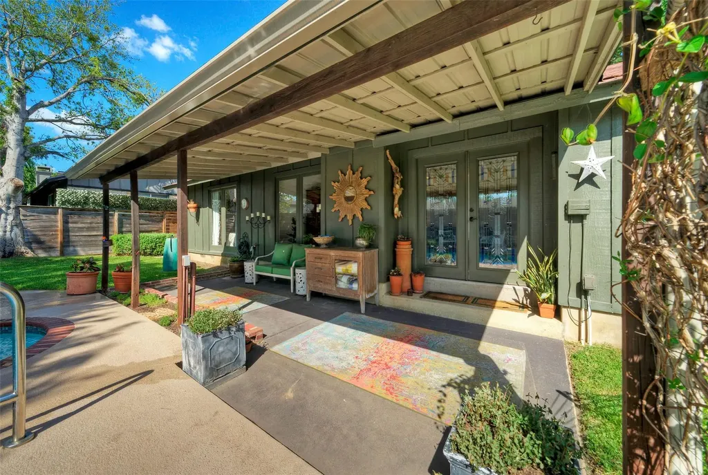 10606 Barnhill Drive Austin TX 78758