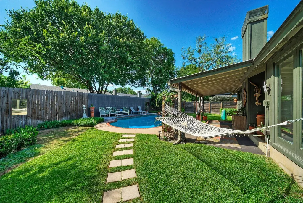 10606 Barnhill Drive Austin TX 78758
