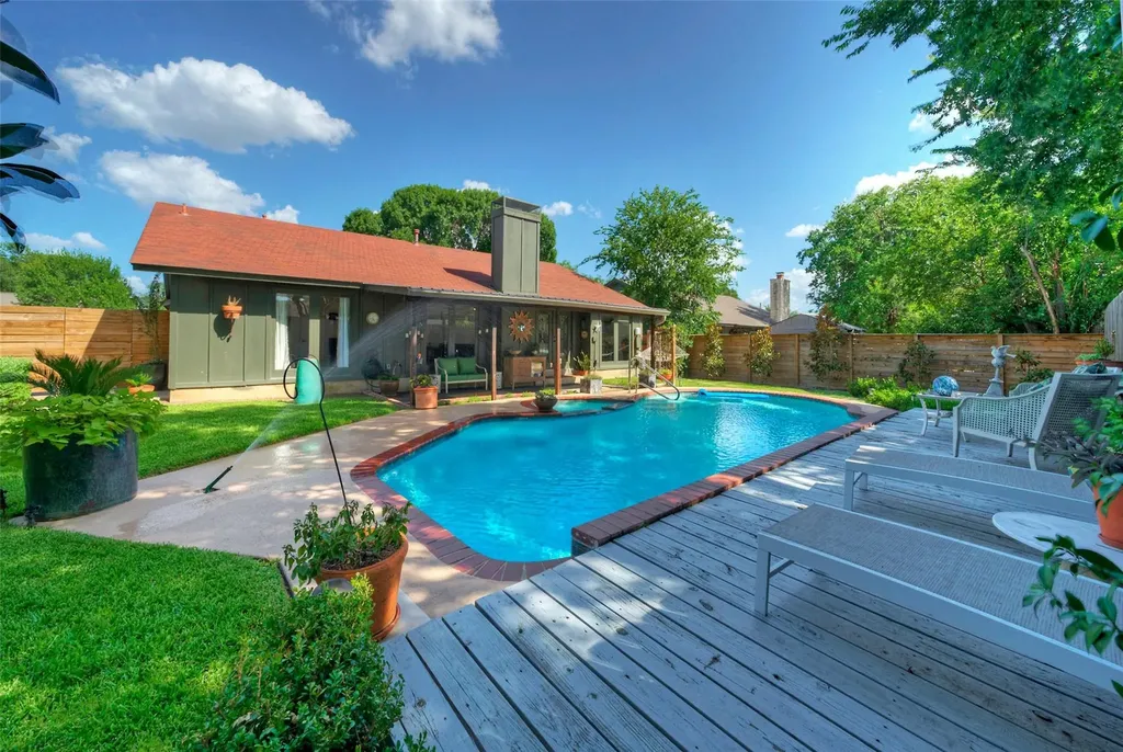 10606 Barnhill Drive Austin TX 78758