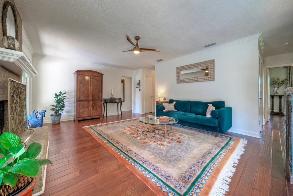 10606 Barnhill Drive Austin TX 78758