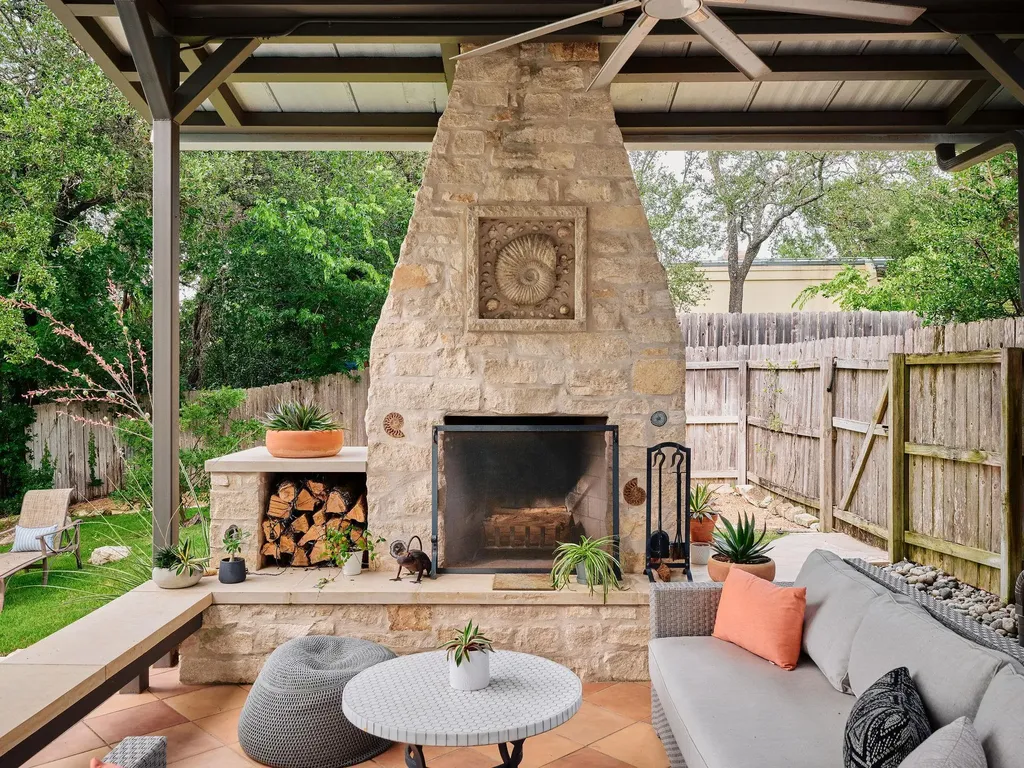 2310 Camino Alto Austin TX 78746