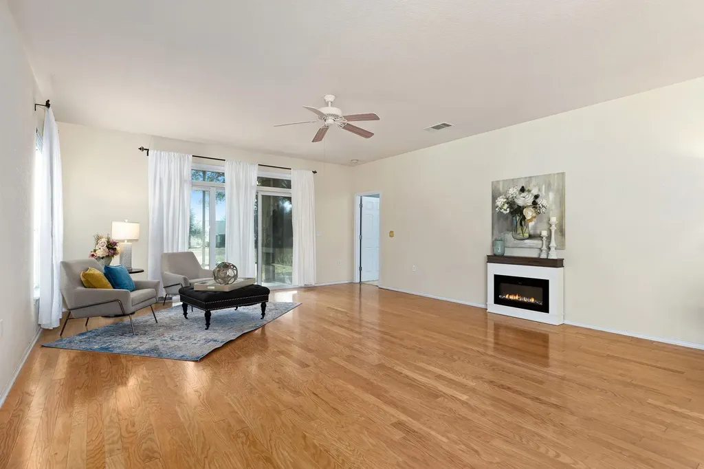 316 Crockett Loop Georgetown TX 78633