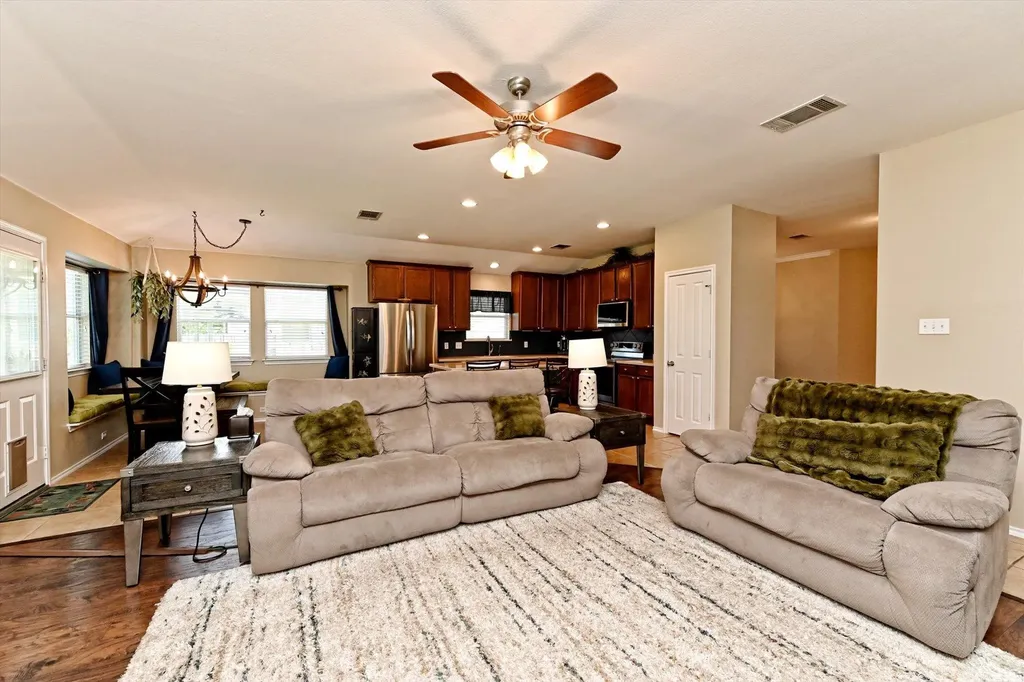 18608 Royal Pointe Drive Pflugerville TX 78660