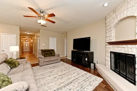 18608 Royal Pointe Drive Pflugerville TX 78660