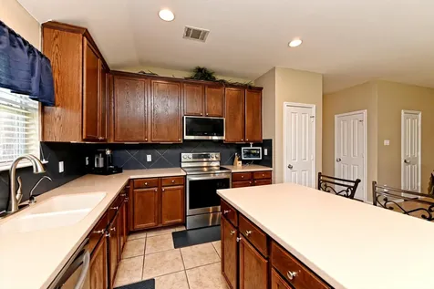 18608 Royal Pointe Drive Pflugerville TX 78660