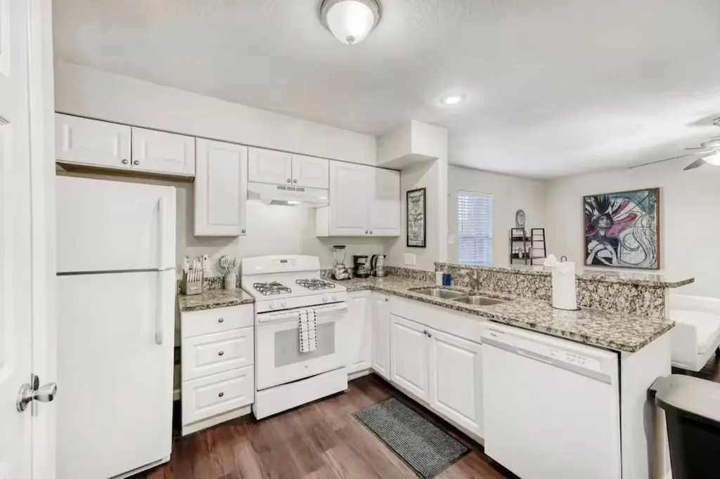 4903 Merritt Drive Austin TX 78744
