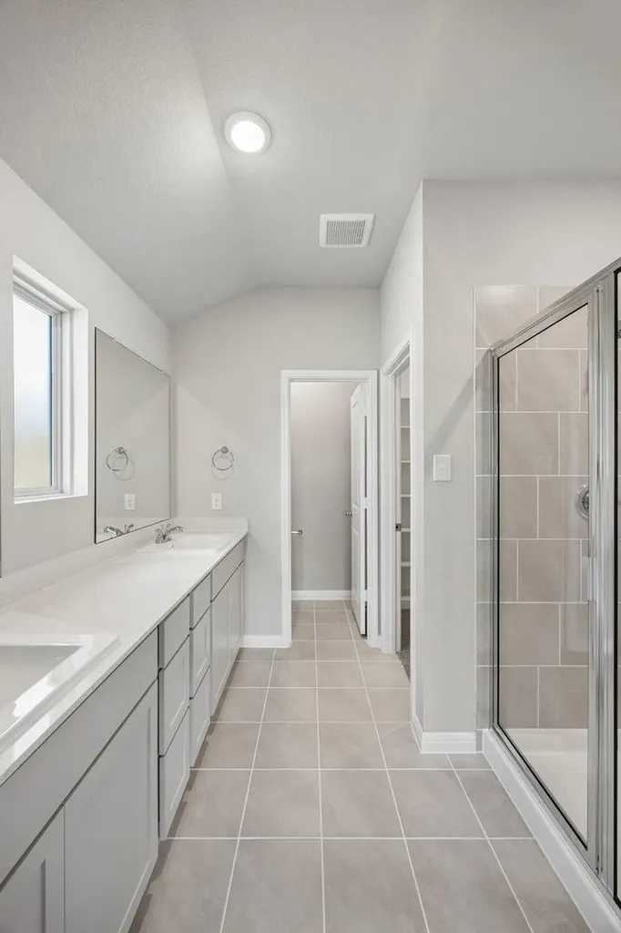 4729 Bridwell Austin TX 78754
