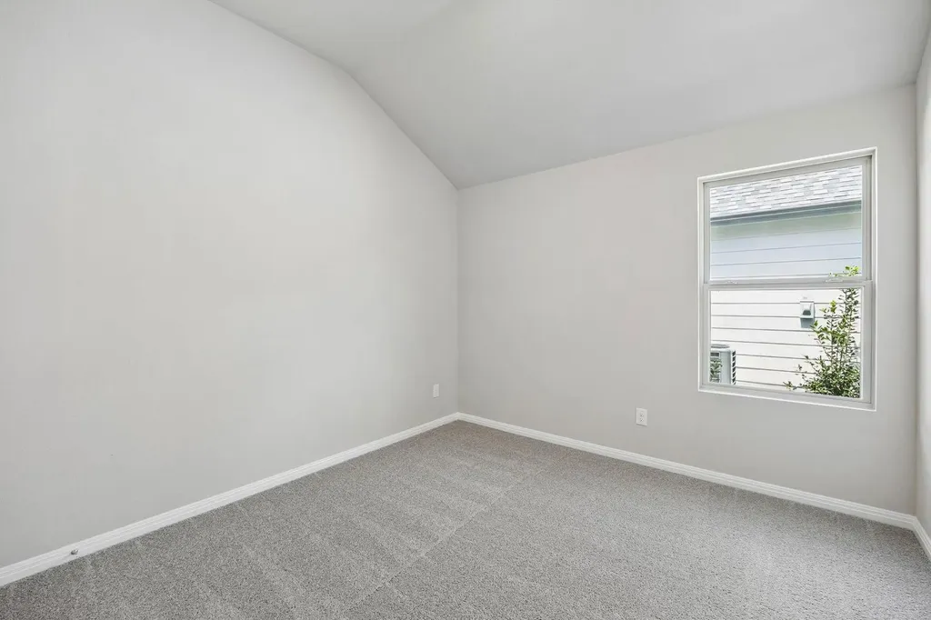 4729 Bridwell Austin TX 78754
