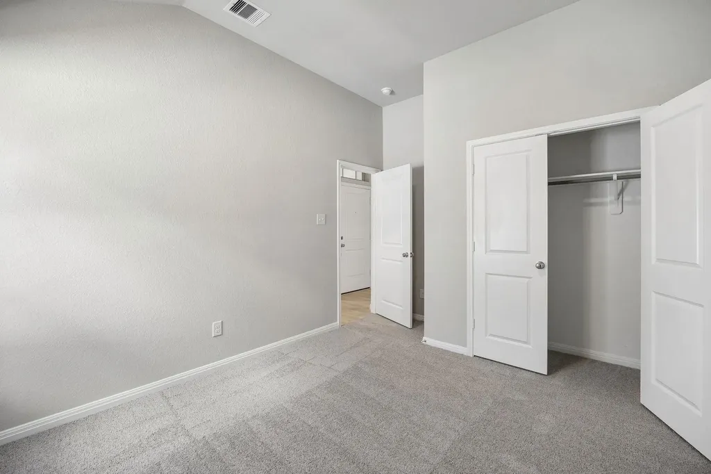4729 Bridwell Austin TX 78754