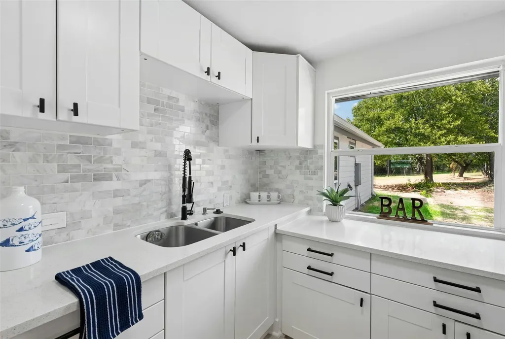 14300 Summit View Drive Leander TX 78641