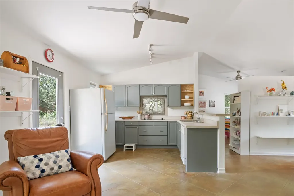 49 Long Creek Road Austin TX 78737