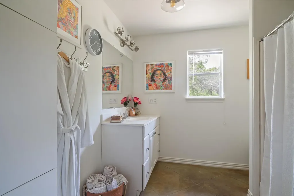 49 Long Creek Road Austin TX 78737
