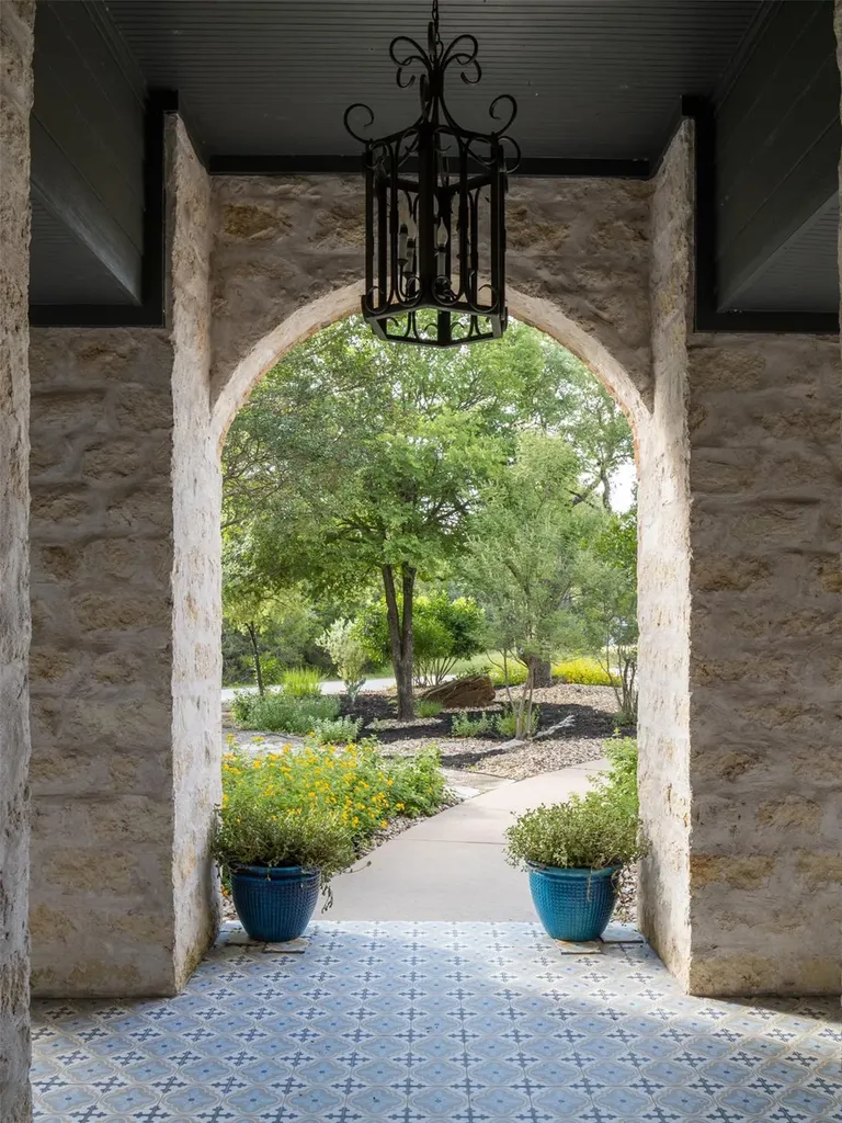 49 Long Creek Road Austin TX 78737