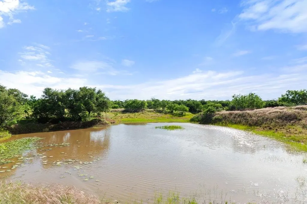 6304 County Road 110 Llano TX 78643