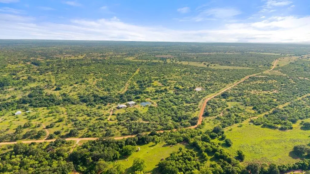 6304 County Road 110 Llano TX 78643