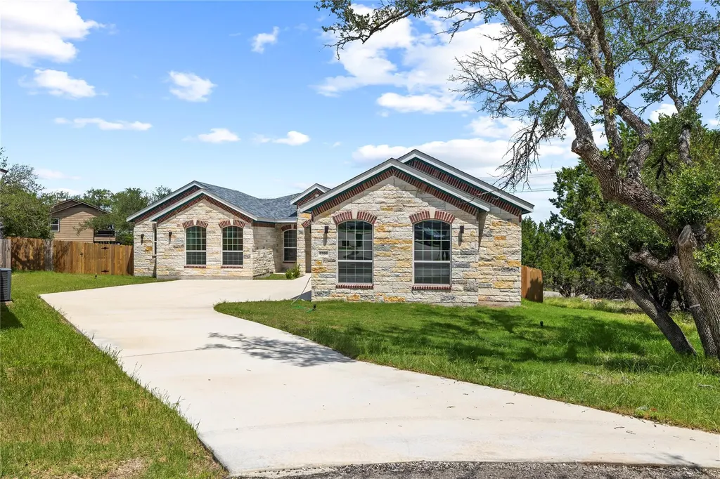 3706 Austin Cove Lago Vista TX 78645
