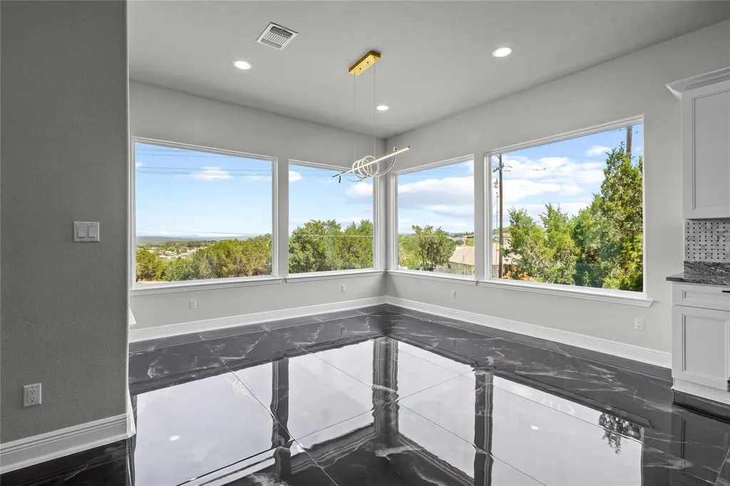 3706 Austin Cove Lago Vista TX 78645
