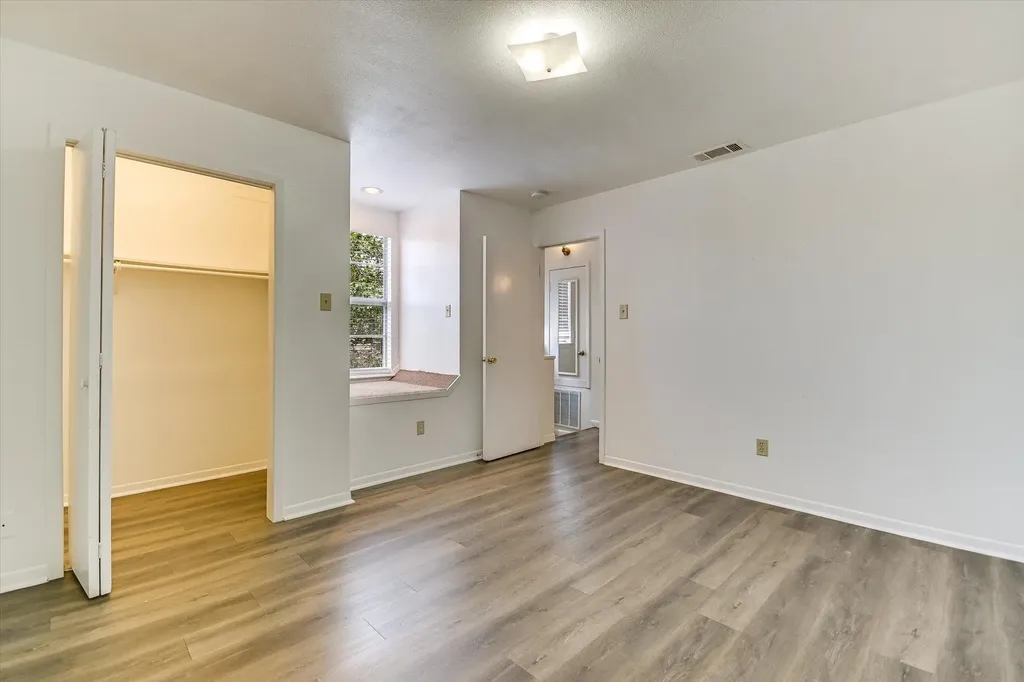 430 Chisholm Valley Drive Round Rock TX 78681