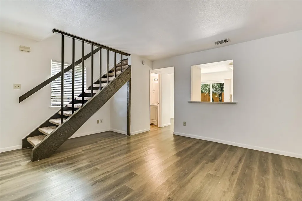 430 Chisholm Valley Drive Round Rock TX 78681