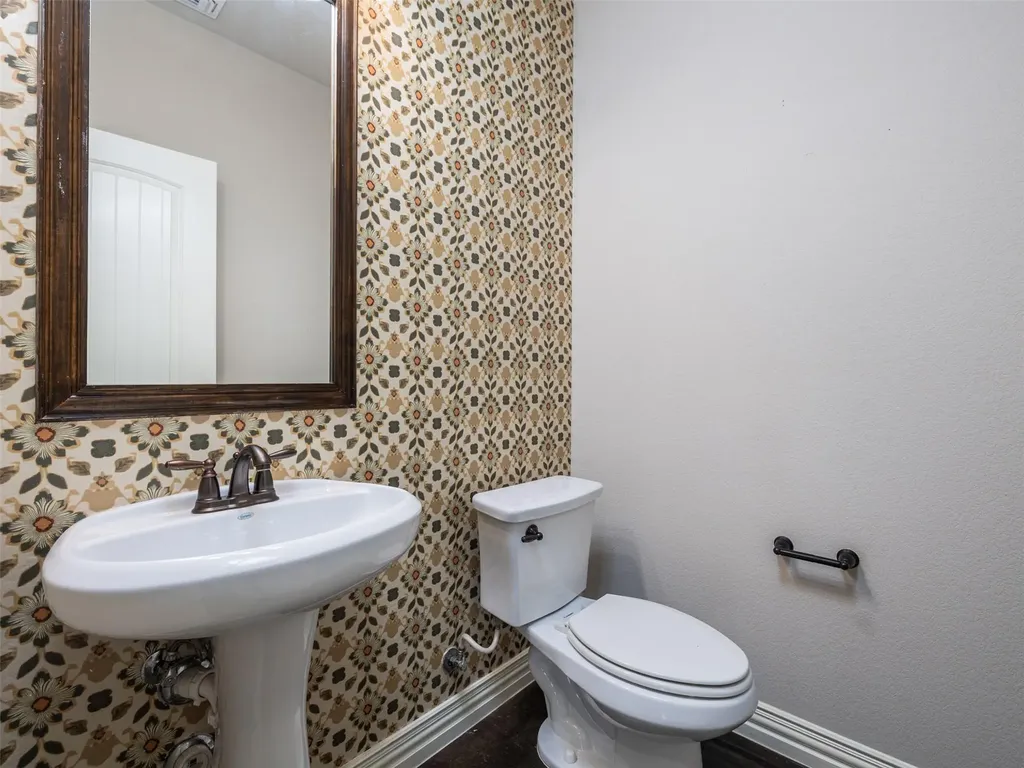 213 Angela Drive Liberty Hill TX 78642