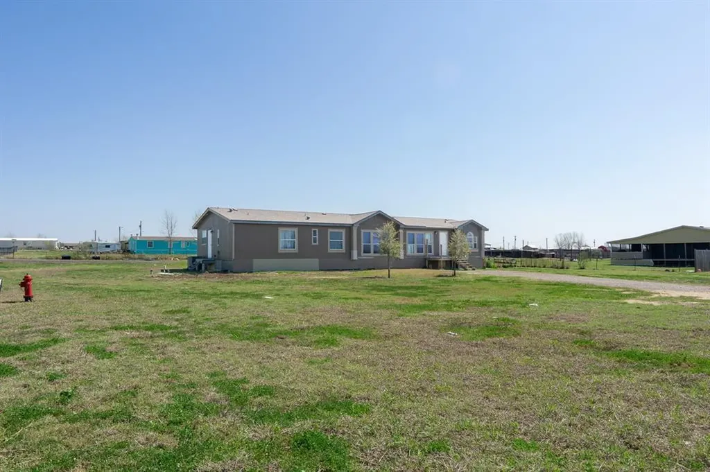 103 Cloudberry Lane Elgin TX 78621