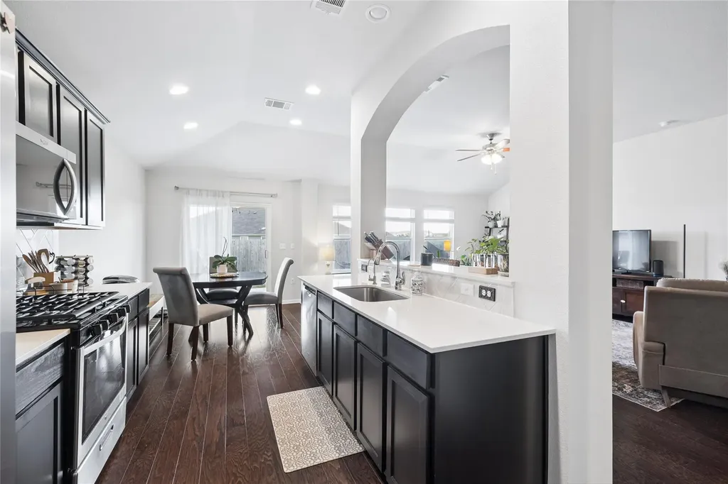 6205 Arbor Crest Lane Austin TX 78747