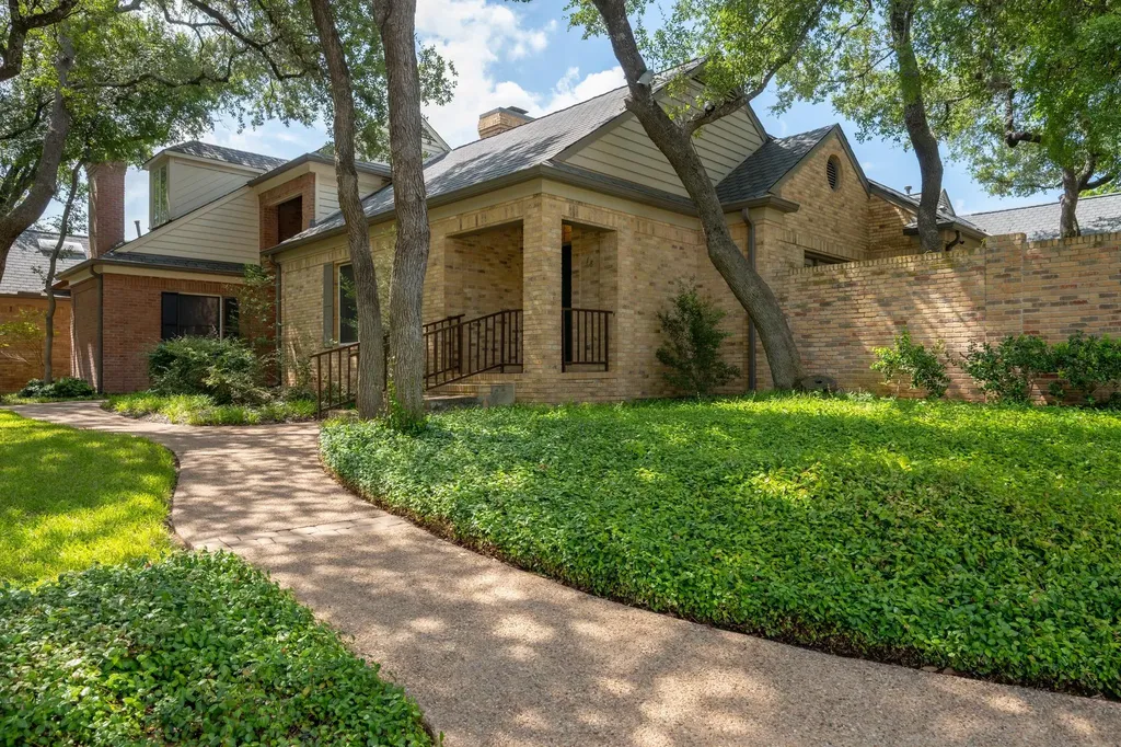 2838 Montebello Road Austin TX 78746