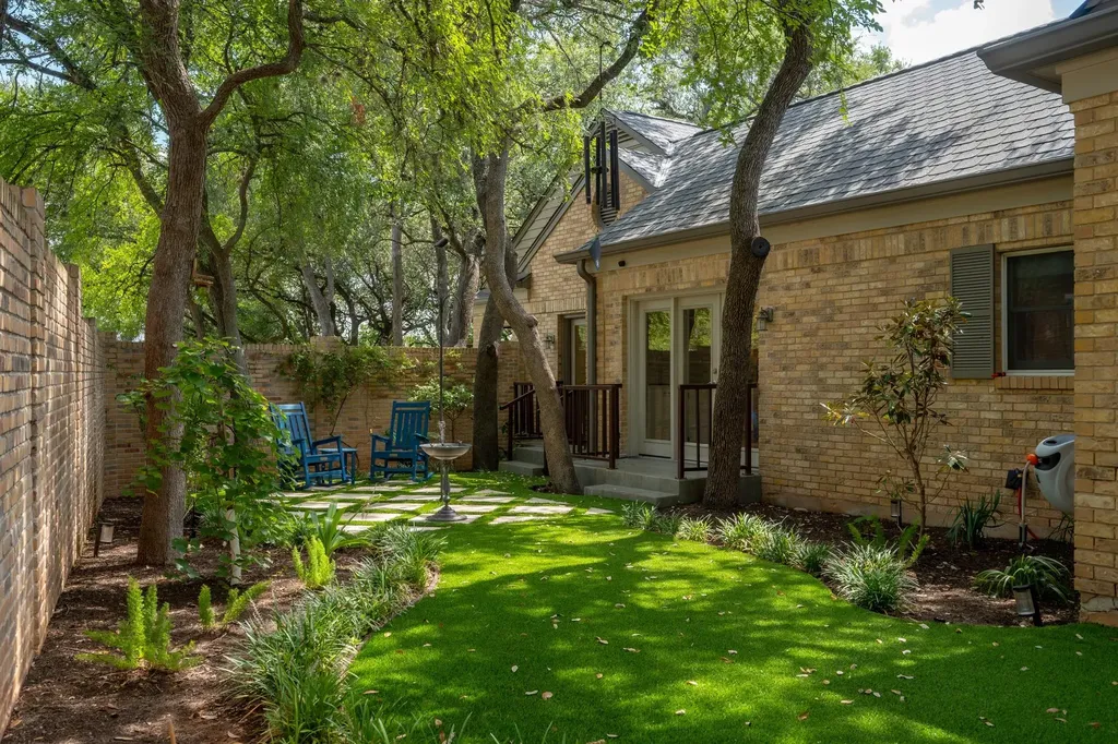 2838 Montebello Road Austin TX 78746