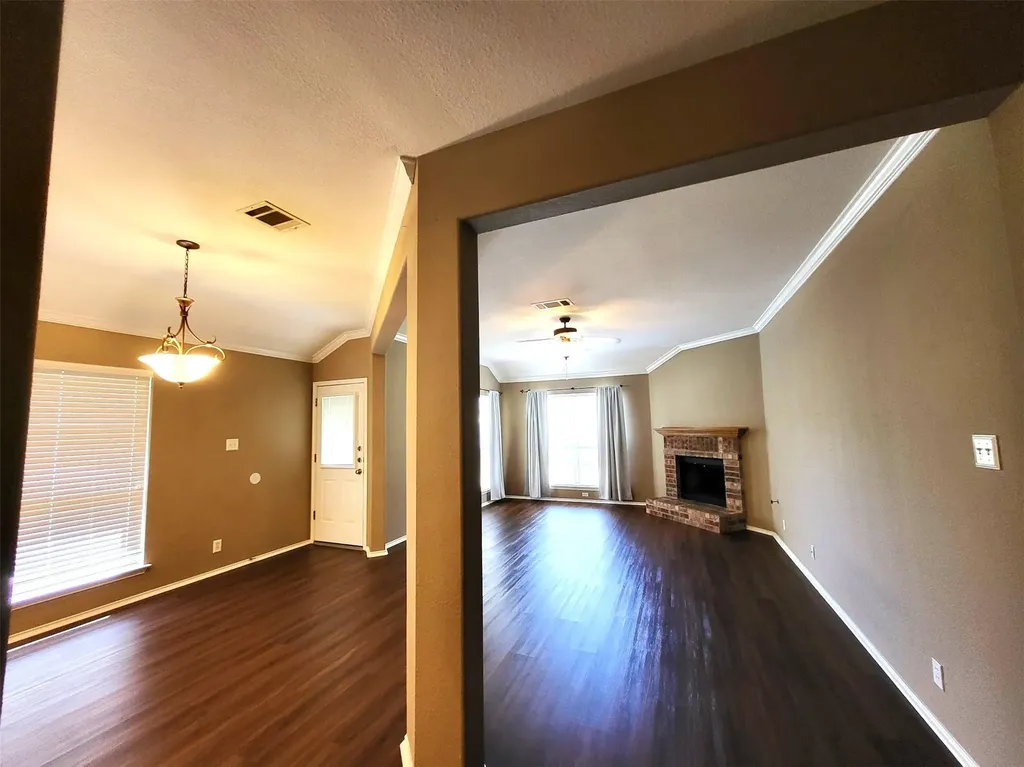 3066 Bent Tree Loop Round Rock TX 78681