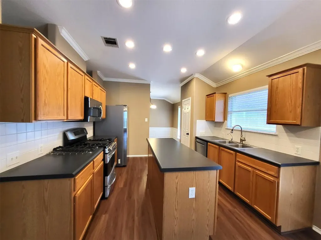 3066 Bent Tree Loop Round Rock TX 78681