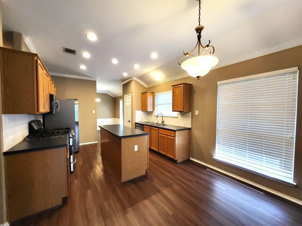 3066 Bent Tree Loop Round Rock TX 78681