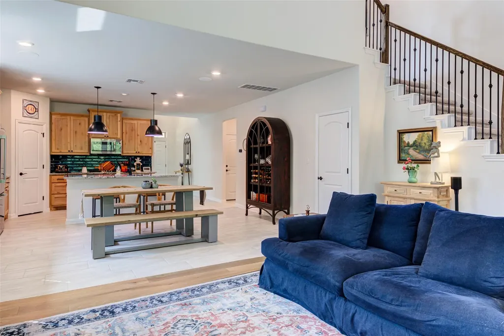 175 Goshen Drive Dripping Springs TX 78620