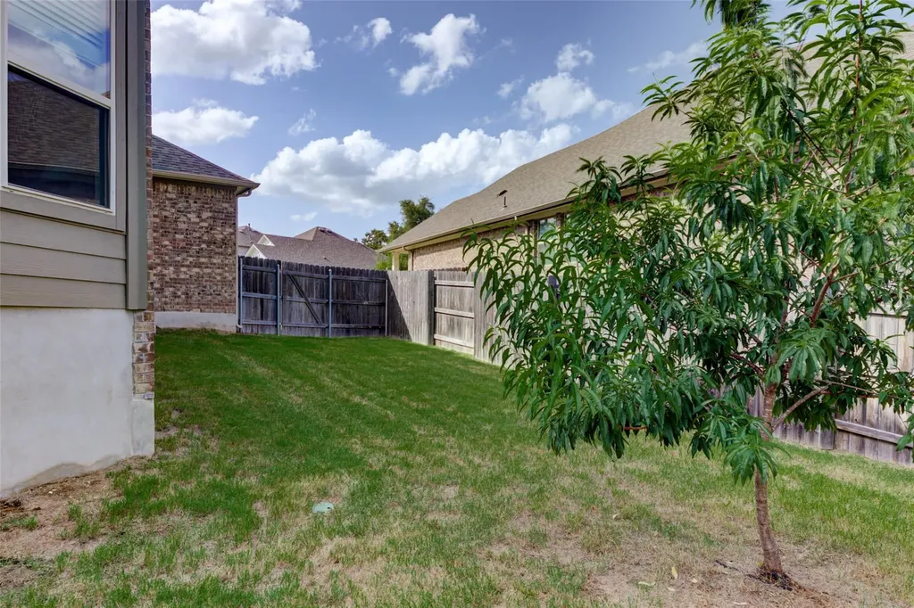 175 Goshen Drive Dripping Springs TX 78620
