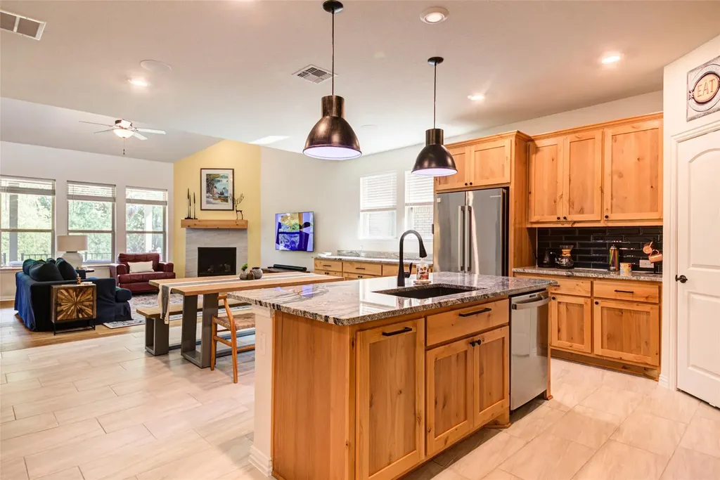 175 Goshen Drive Dripping Springs TX 78620