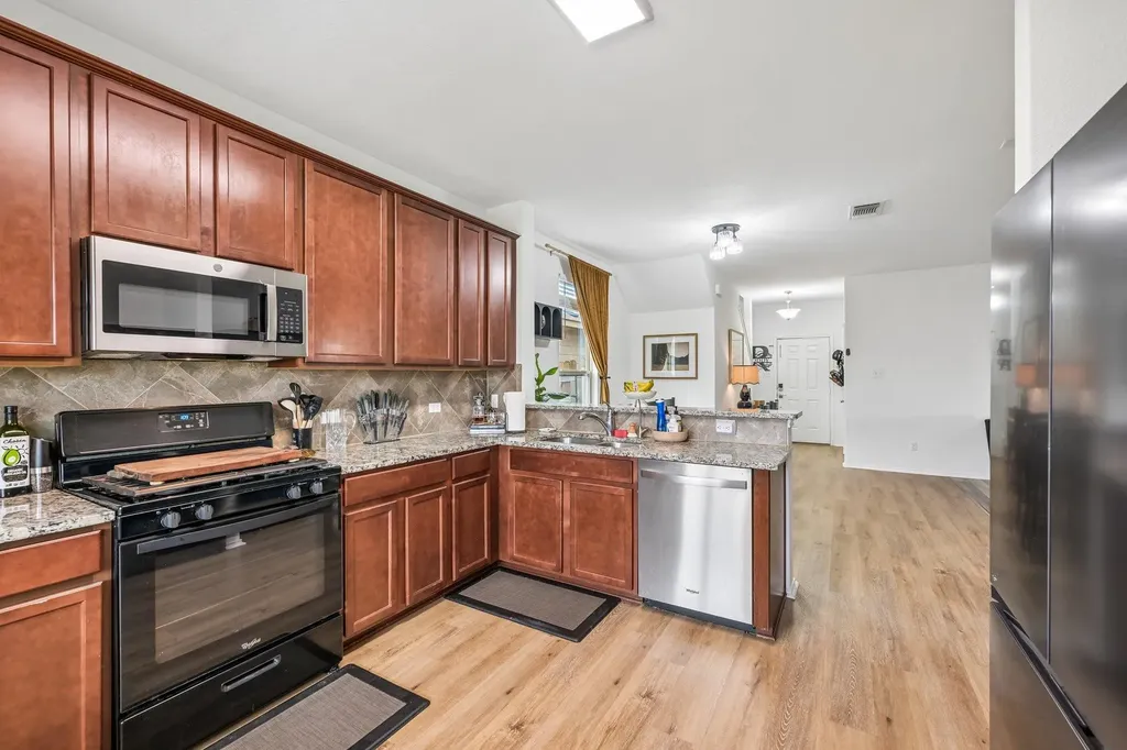 216 La Dera Drive Liberty Hill TX 78642