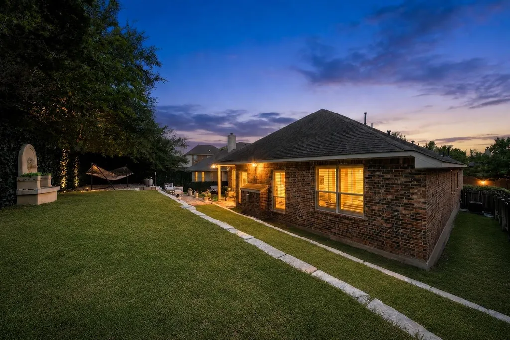 12920 Appaloosa Chase Drive Austin TX 78732