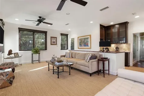 429 Sunfish Street Lakeway TX 78734