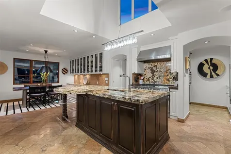 429 Sunfish Street Lakeway TX 78734