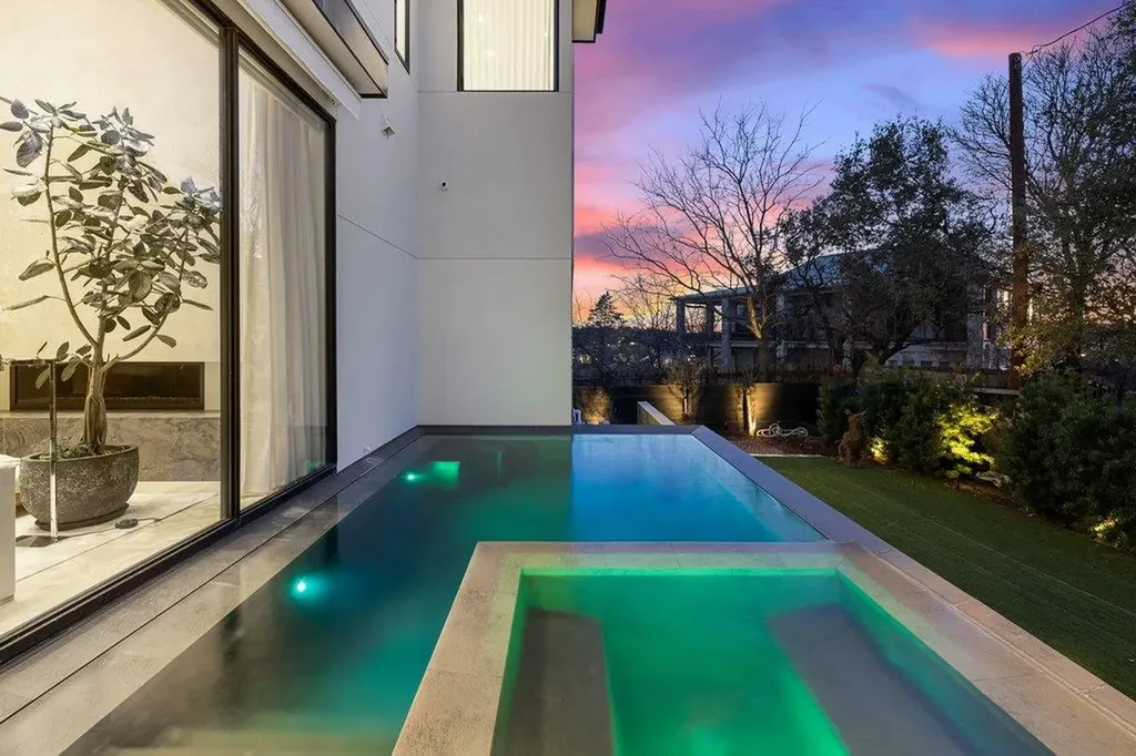 5 Inwood Cove Austin TX 78746