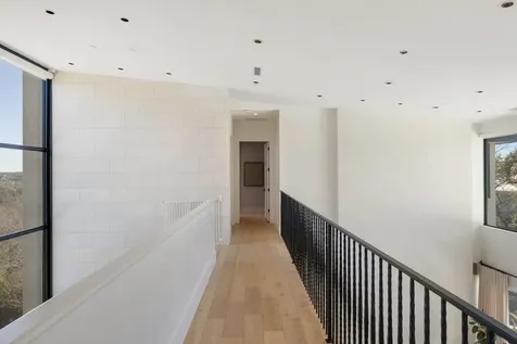 5 Inwood Cove Austin TX 78746