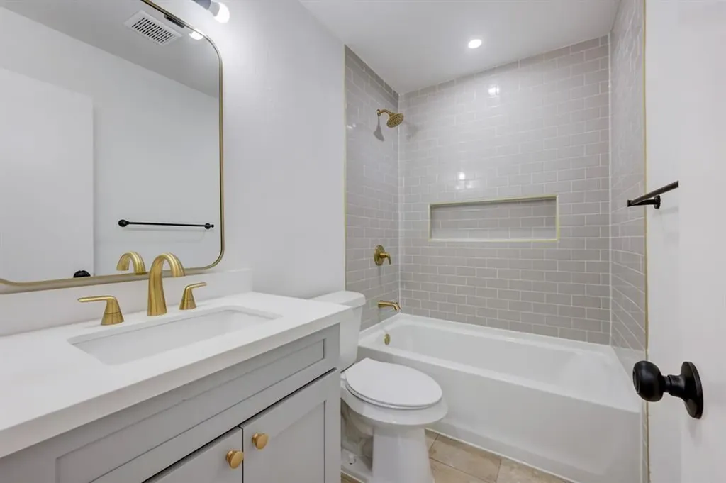 11417 Ptarmigan Drive Austin TX 78758